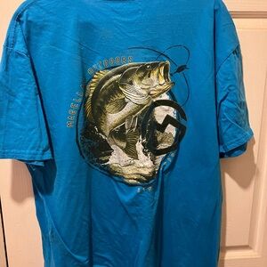 Magellan Outdoors XL tee.  Image on back.